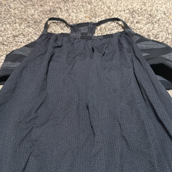 LULULEMON No Limit Tank - Black / Black Black Micro Macro Stripe - Picture 8 of 11